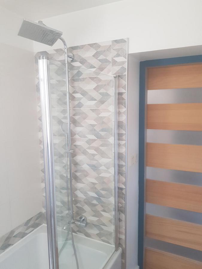Joli Appartement 50 M2 Classe 3 Etoiles Avec Terrasse Et Jardin 라로셸 외부 사진